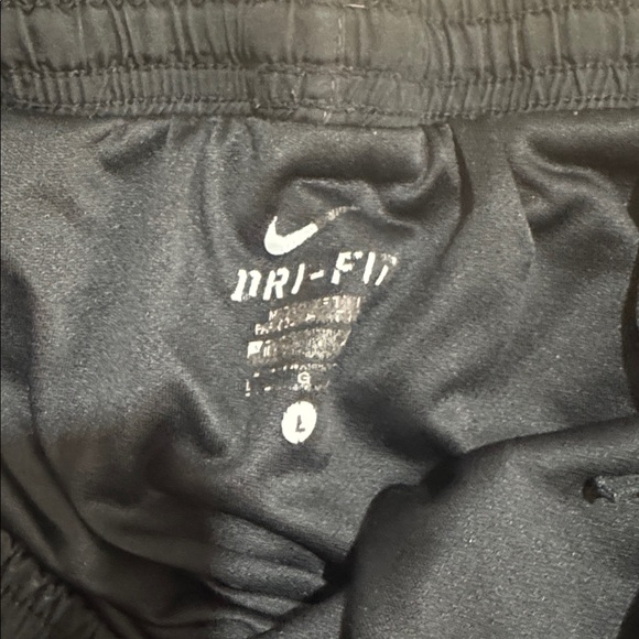 Nike Dri Fit Running Shorts - Picture 3 of 4